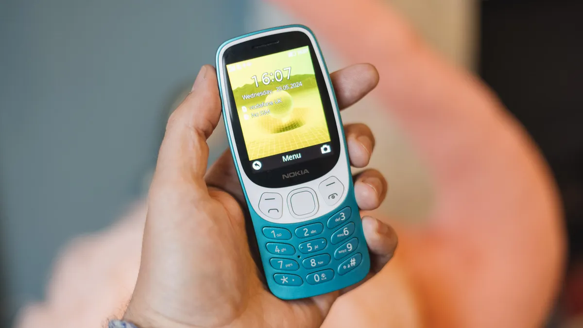 Nokia 3210 Small 4G Smartphone